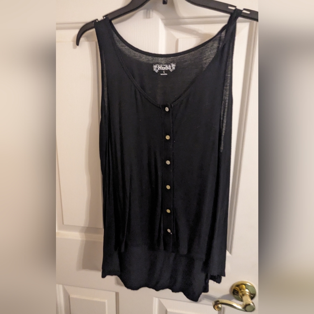 High low black tank